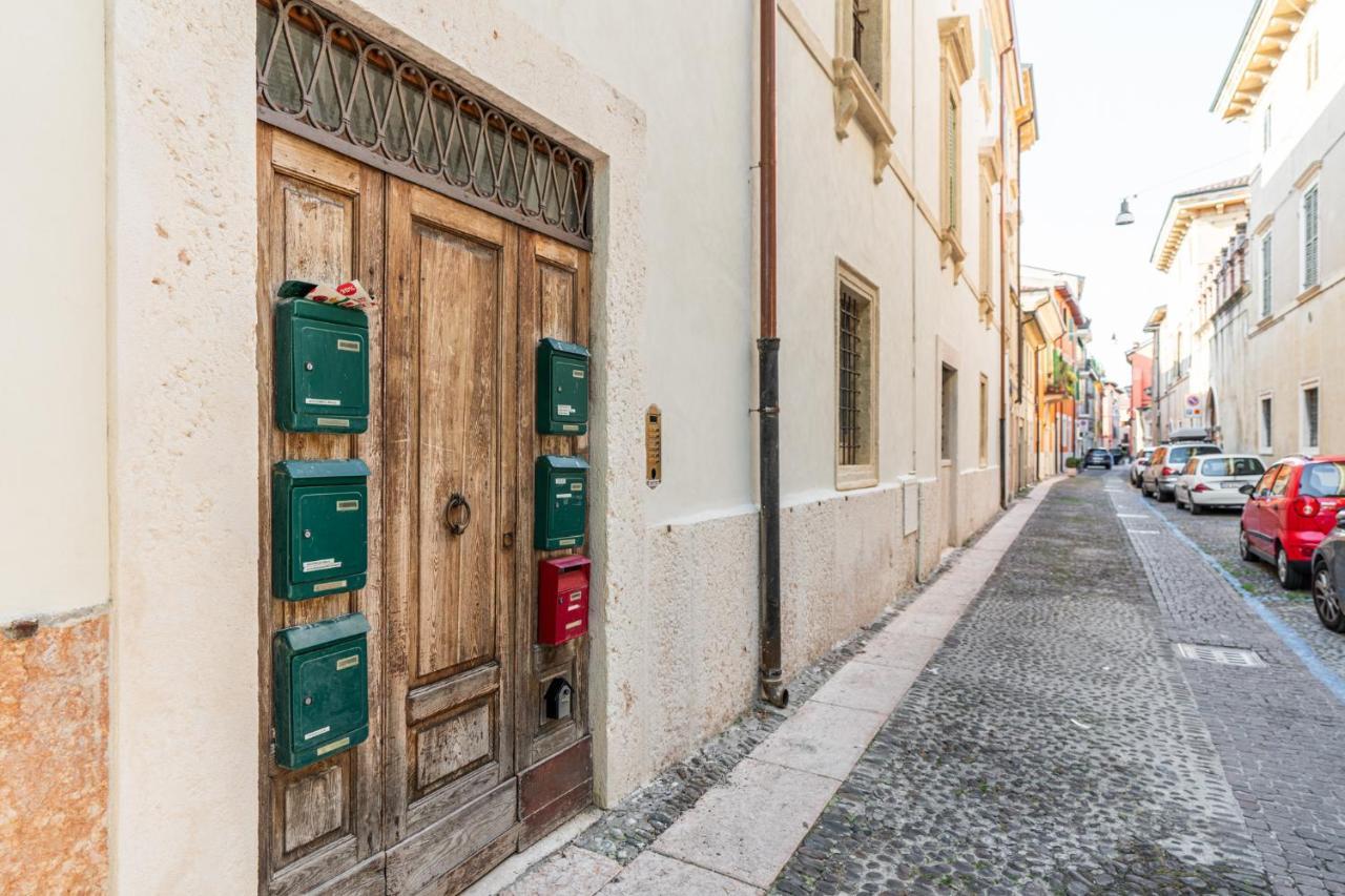 Domus Verona - Residenza Merici Exterior foto